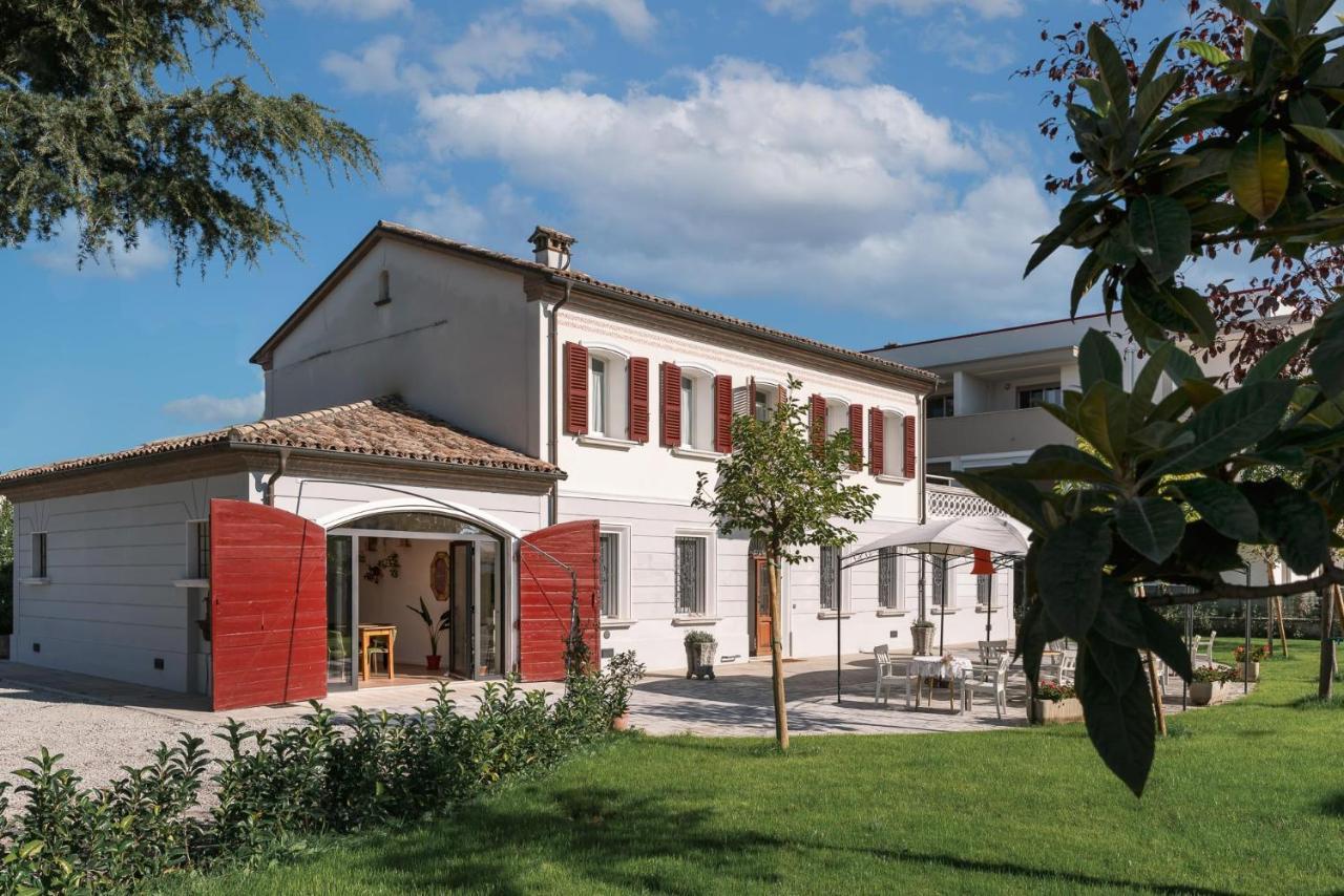 B&B Villa Ebe Сантарканджело-ди-Романья Экстерьер фото