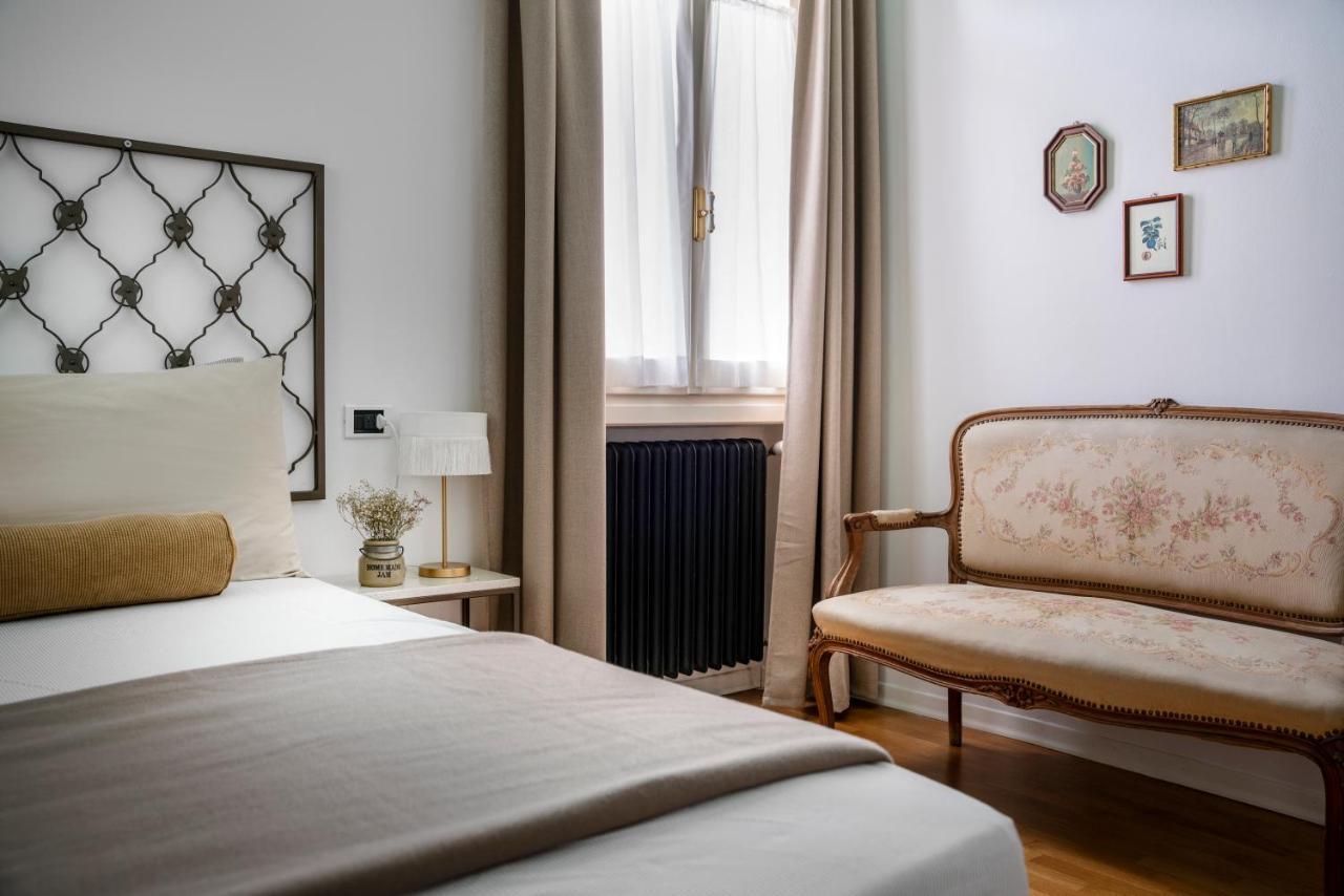 B&B Villa Ebe Сантарканджело-ди-Романья Экстерьер фото